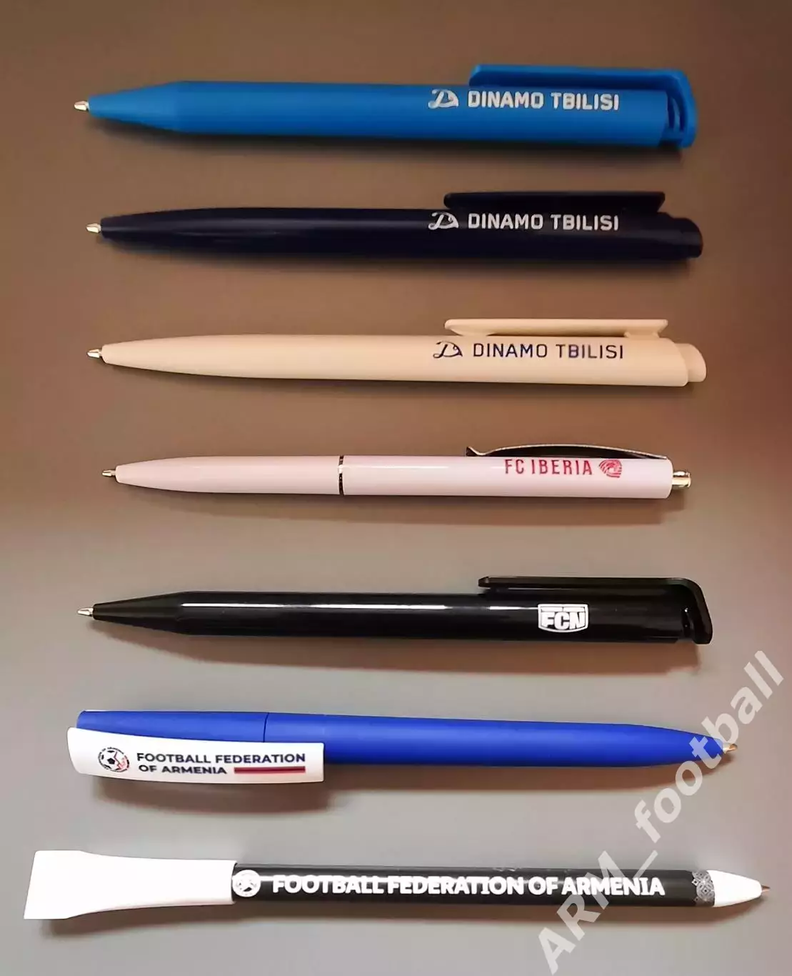 7 официальных футбольных ручек Ноа и федерация Армения, Динамо Тб, Иберия Грузия 1
