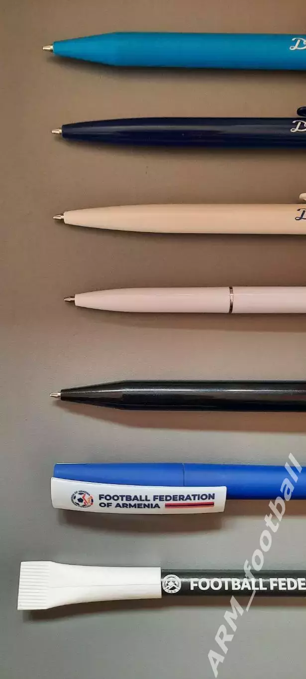 7 официальных футбольных ручек Ноа и федерация Армения, Динамо Тб, Иберия Грузия 2