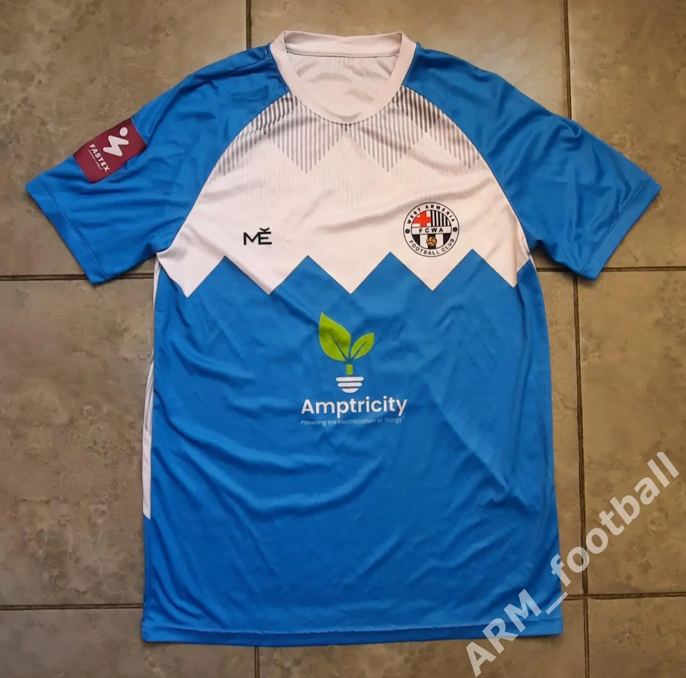 Официальная игровая футбольная майка ФК «ВЕСТ АРМЕНИЯ» (Ереван, Армения). №77