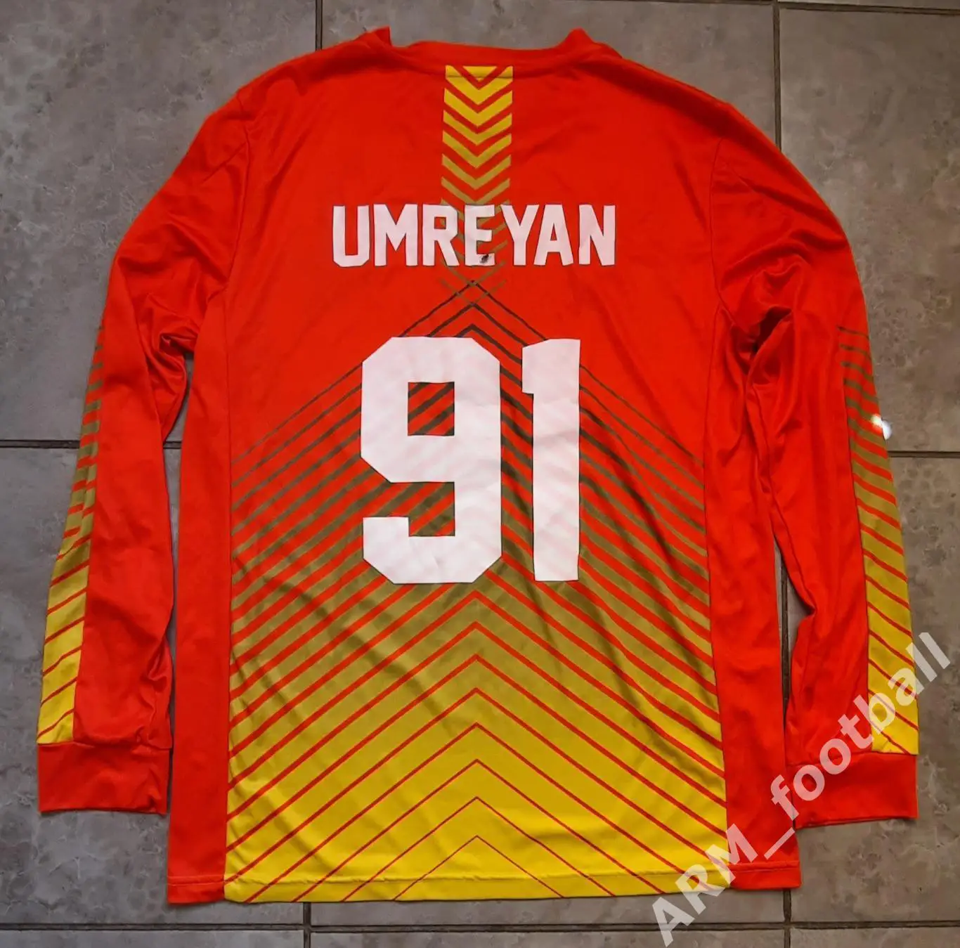 Официальная игровая футбольная майка ФК «ВЕСТ АРМЕНИЯ» (Ереван, Армения). №91 1