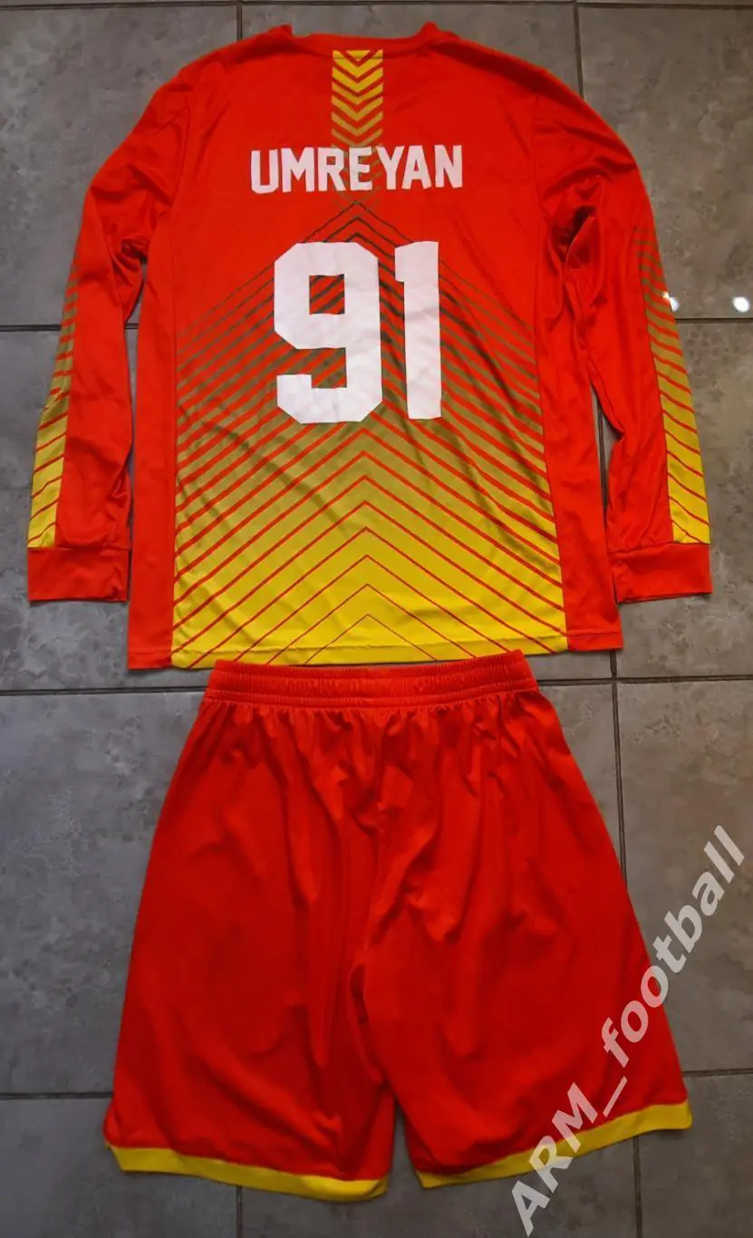 Официальная игровая футбольная майка ФК «ВЕСТ АРМЕНИЯ» (Ереван, Армения). №91 3