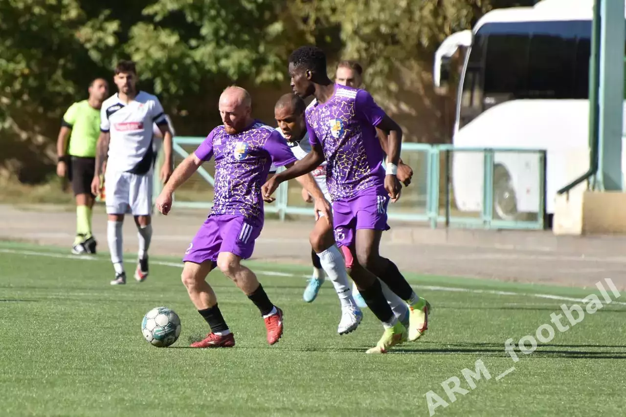 Официальная игровая футбольная майка ФК «ЛЕРНАИН АРЦАХ» (Армения)! №2 5