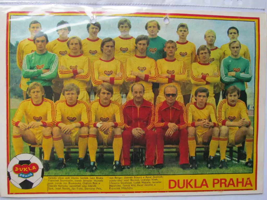 Журнал Стадион (ЧССР) 1978 год, Постер Дукла (Прага)