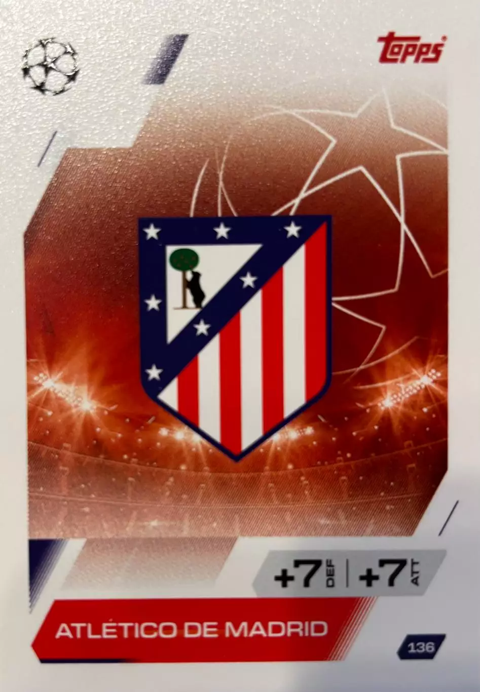 Футбол. Карточка Логотип/Эмблема Атлетико Мадрид Лига Чемпионов 2025-26 TOPPS