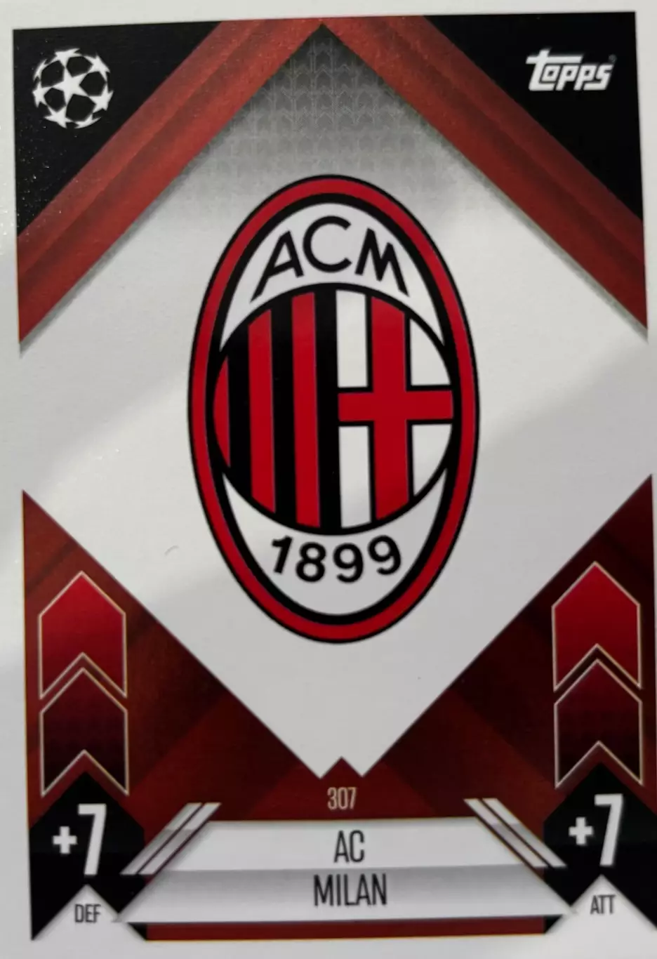 Футбол. Карточка Логотип/Эмблема AC Milan / Милан Лига Чемпионов 2024-25 TOPPS