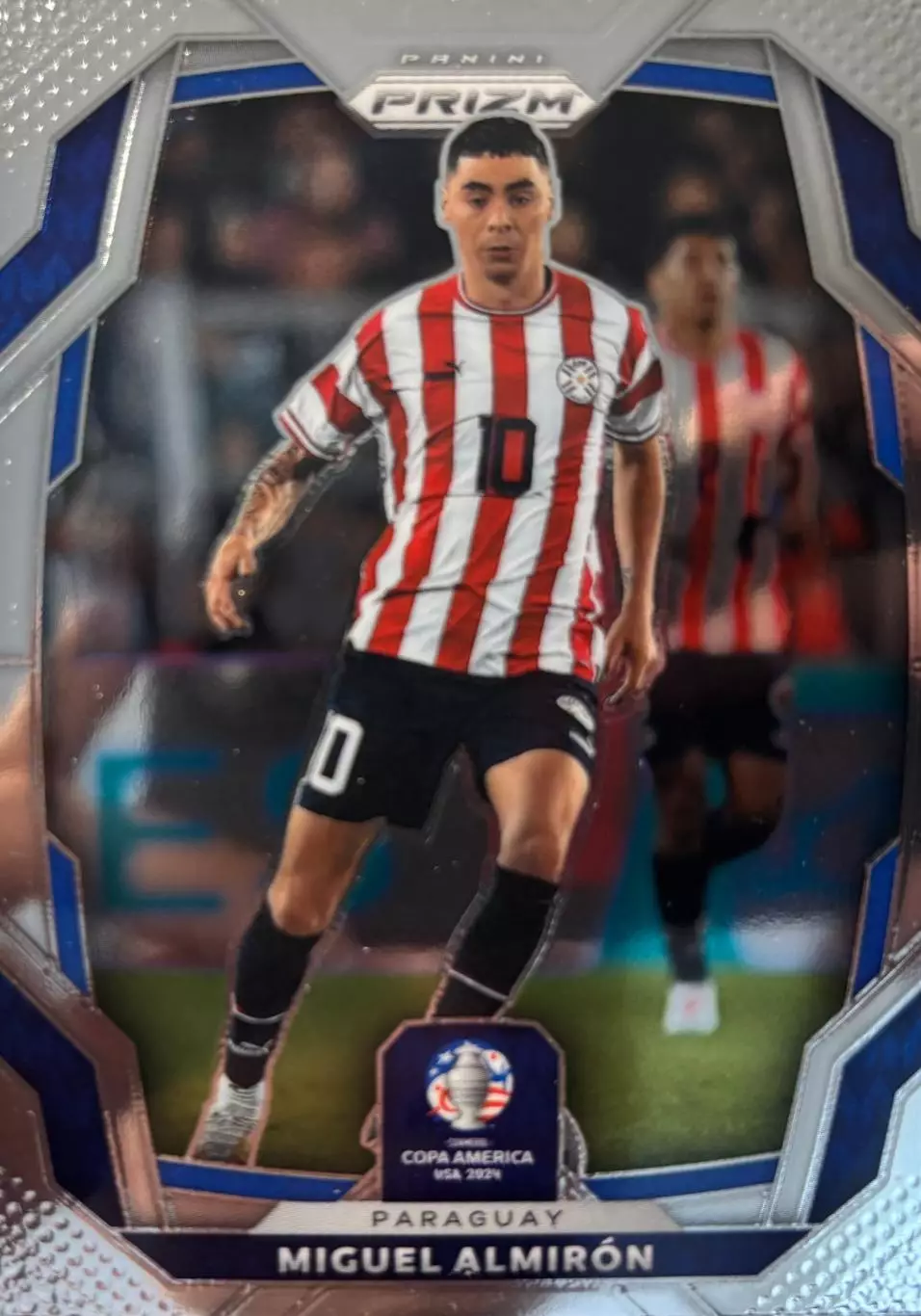 Футбол. Карточка Мигель Альмирон Парагвай, Ньюкасл Кубок Америки 2023-24 Panini