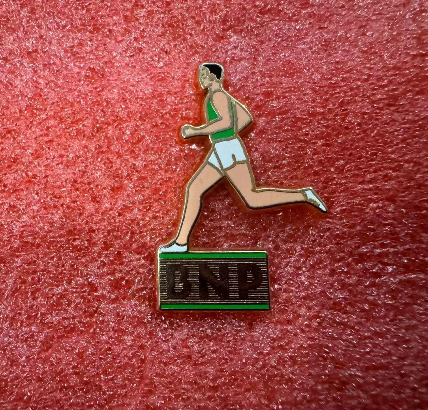 Знак Легкая атлетика/марафон BNP Paribas bank.