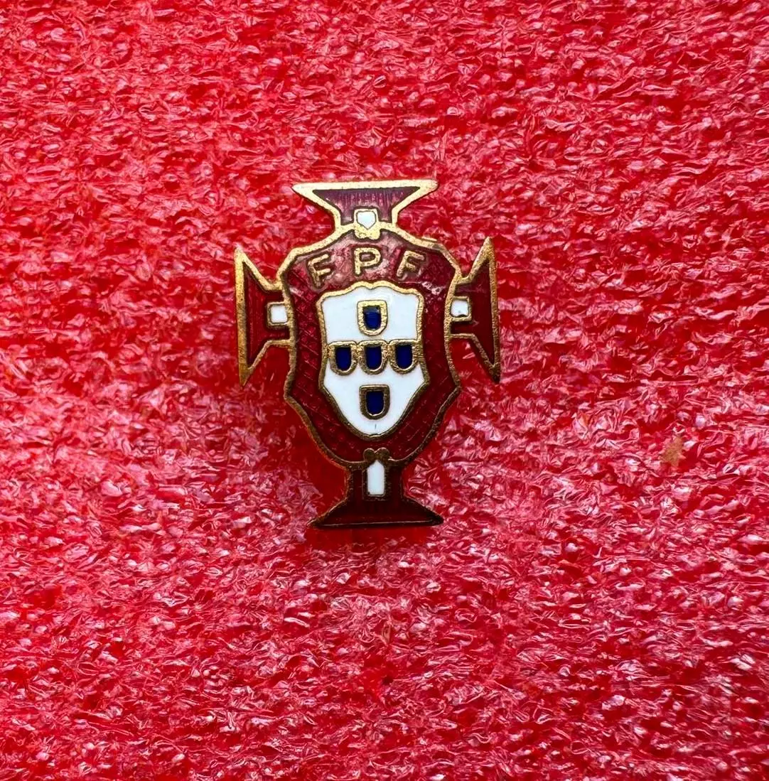 Знак Федерация футбола Португалия.