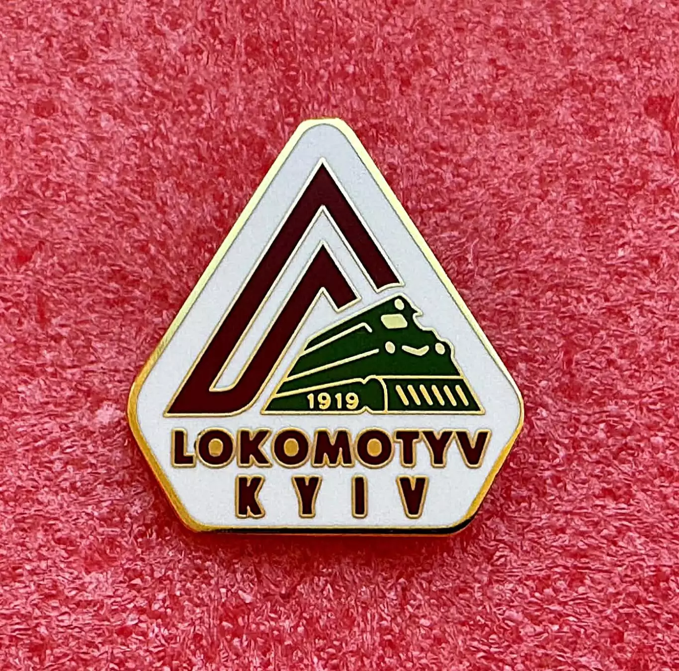 Знак футбольный клуб Локомотив Киев.