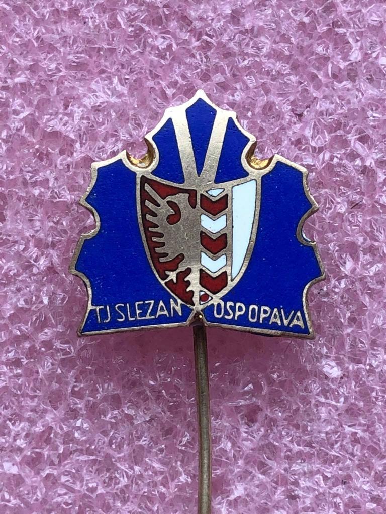 Знак хоккейный клуб Слезан Опава Чехословакия.