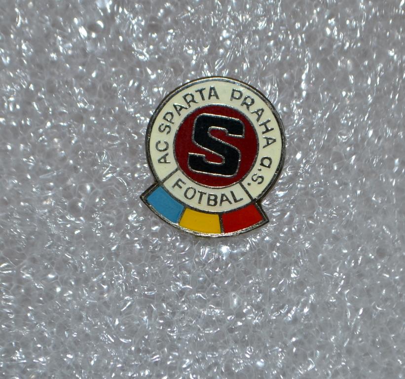 Знак футбольный клуб Спарта Прага Чехия.