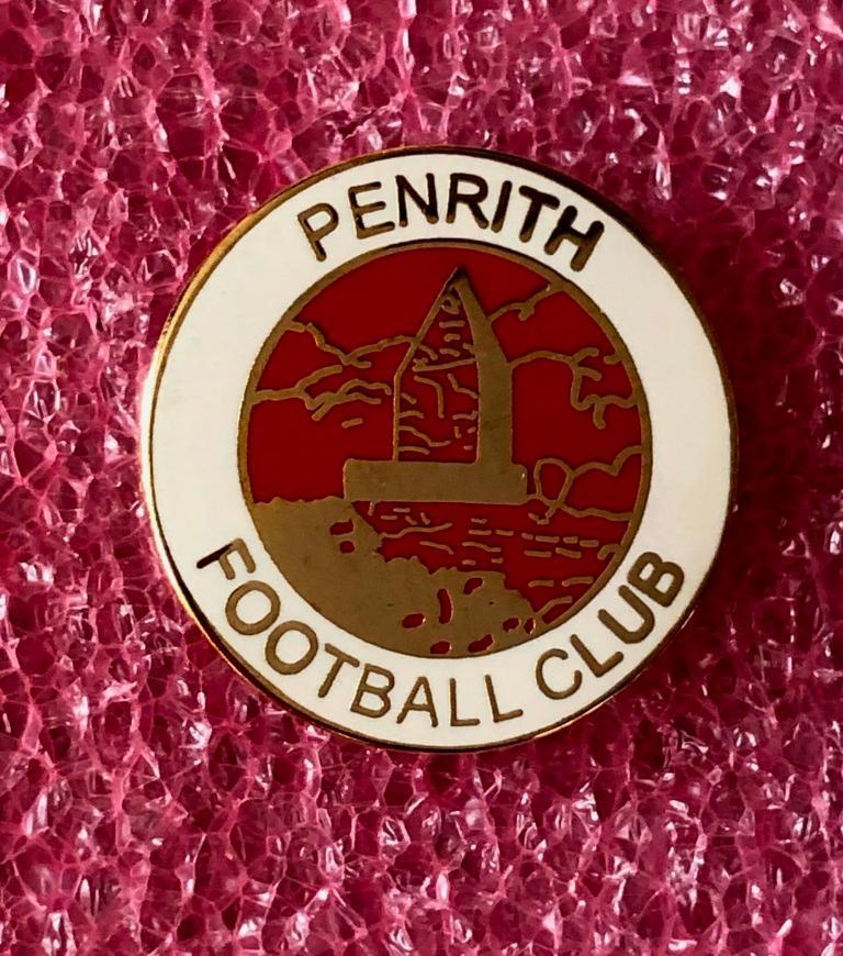 Знак футбольный клуб Пенрит Penrith FC Англия.
