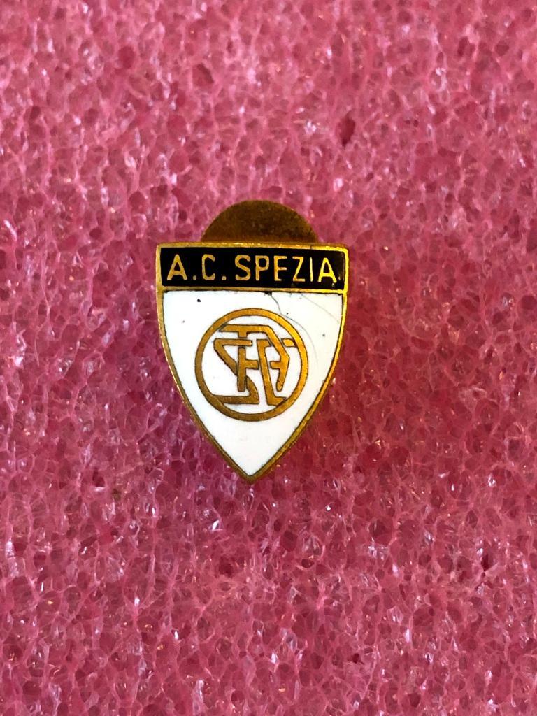 Знак футбольный клуб Специя Италия.
