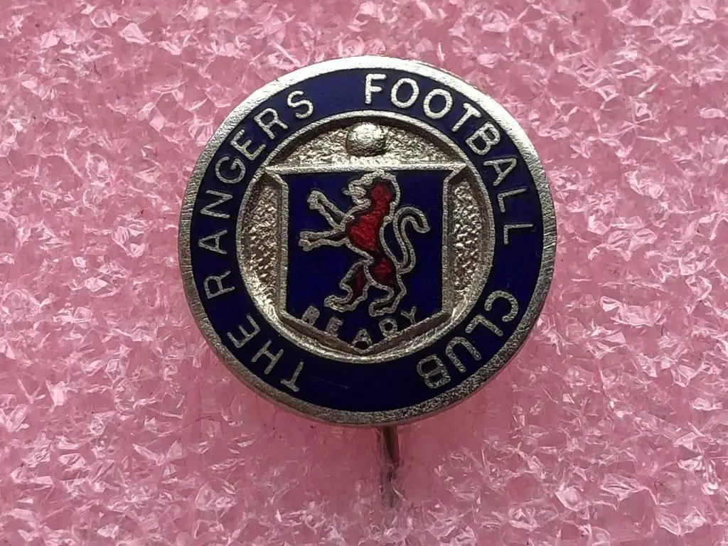 Знак футбольный клуб Глазго Рейнджерс Шотландия.