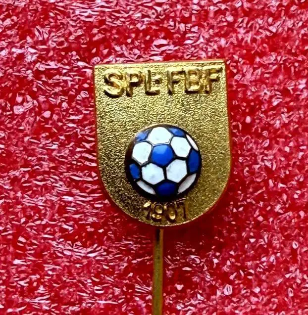 Знак Федерация футбола Финляндия.