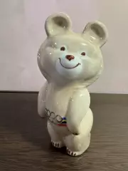 Фарфор статуэтка Мишка Олимпийский Довбышевский фарфоровый завод.