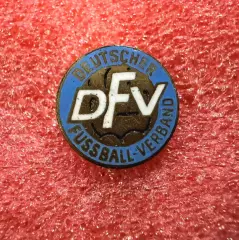 Знак Федерация футбола ГДР Германия.