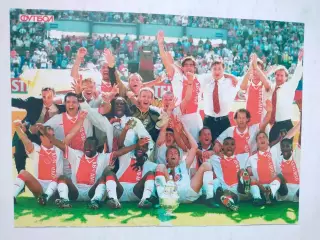 Постер из журнала Футбол Украина Футбольный клуб Аякс