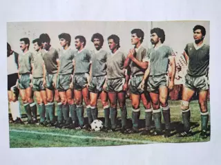 Постер участник чм по футболу из журнала Старт ЧССР- сборная Ирак 1986 год