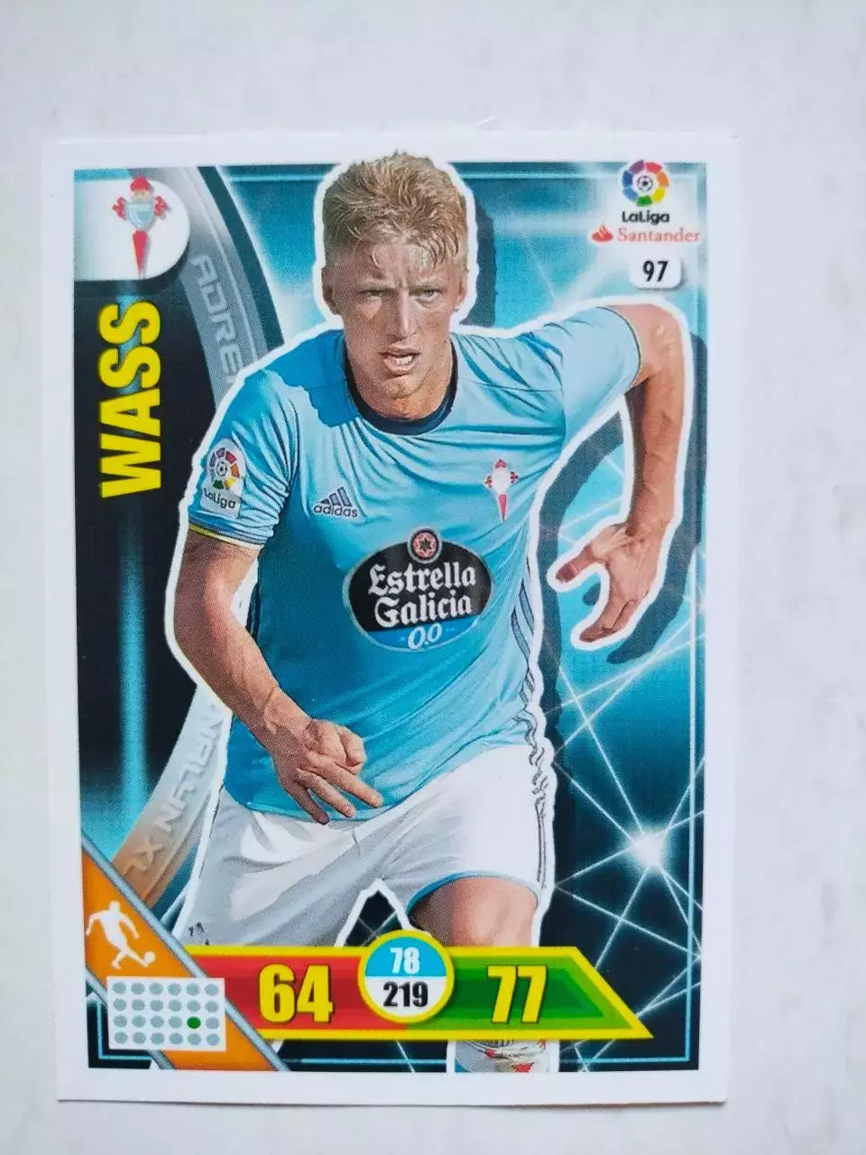 Карточка Футбол Panini Liga Santander 2016-17. Celta -Daniel Wass № 97