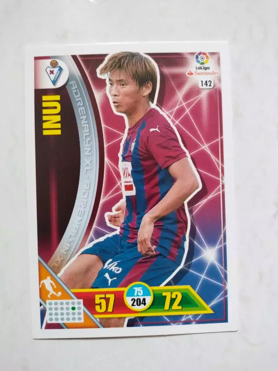 Карточка Футбол Panini Liga Santander 2016-17.Eibar- Takashi Inui № 142