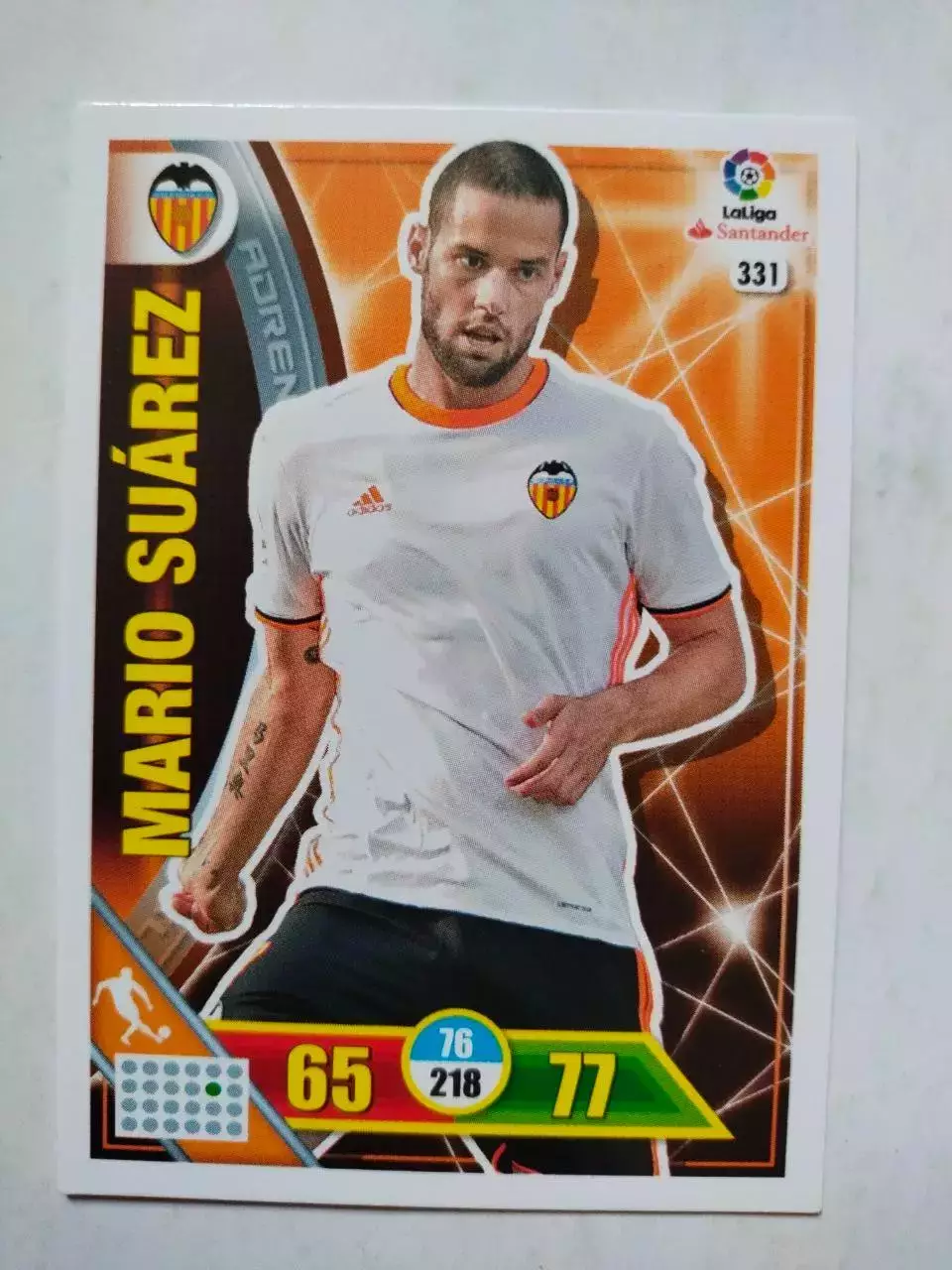 Карточка Футбол Panini Liga Santander 2016-17.Valencia - Mario Suarez № 331