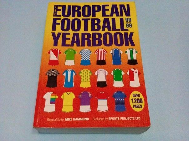 THE EUROPEAN FOOTBALL YEARBOOK - 98/99