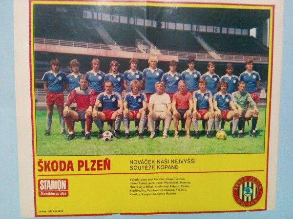 Из журнала Стадион Чехия 80 - е годы - футбольный клуб Шкода Плзень