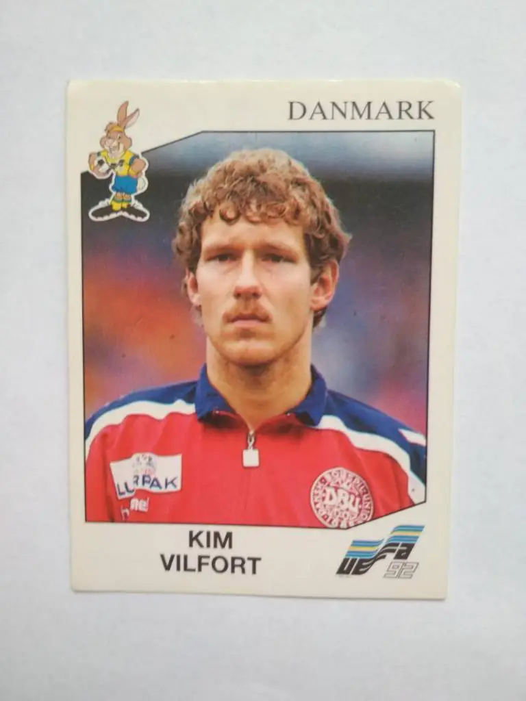 Наклейка ЧЕ - 1992 год PANINI - KIM VILFORT Дания № 227