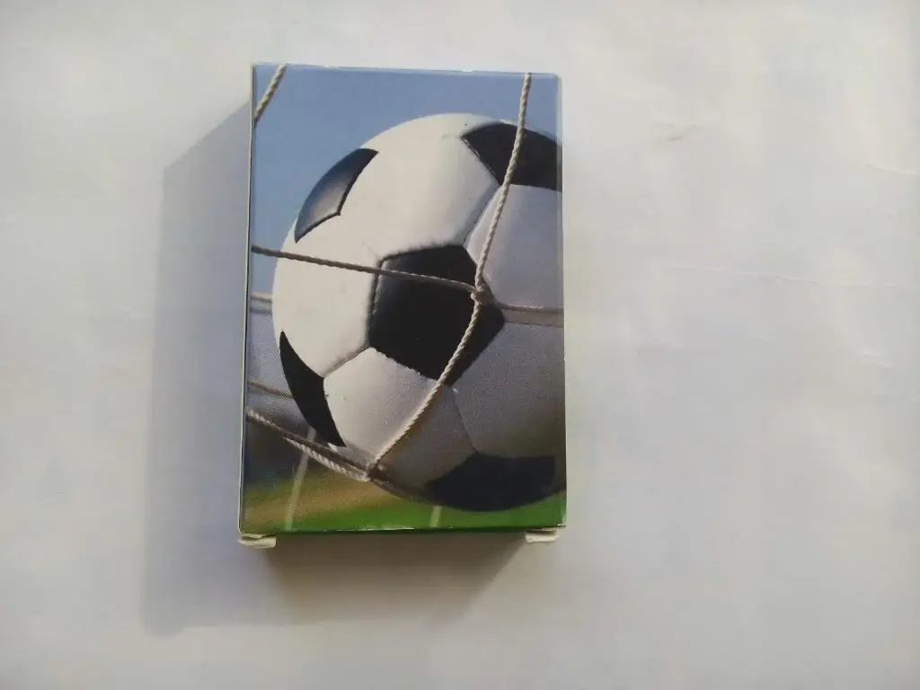 Футбол игральные карты Звезды Европы и мира 1 2