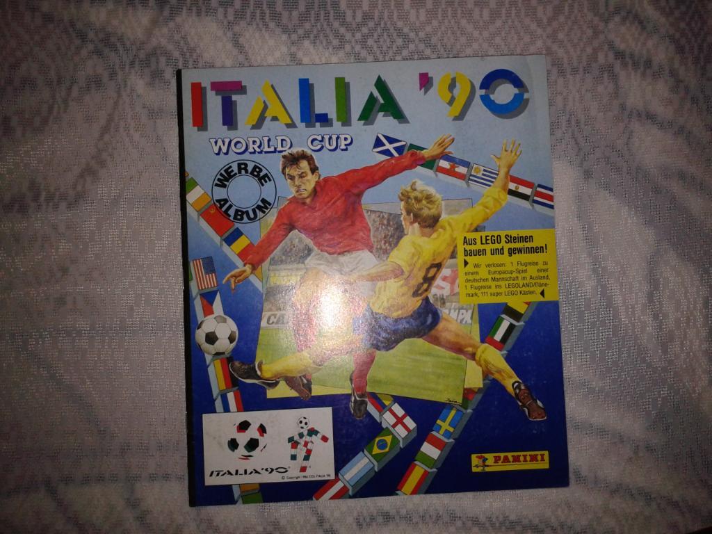 Альбом с наклейками итальянской фирмы PANINI посвящен Чемпионату мира 1990 год