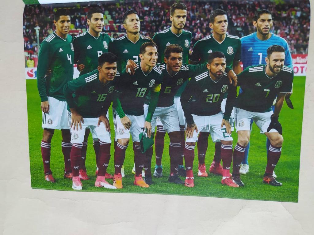 Постер из журнала Футбол Украина участник ЧМ по футболу 2018 - Мексика
