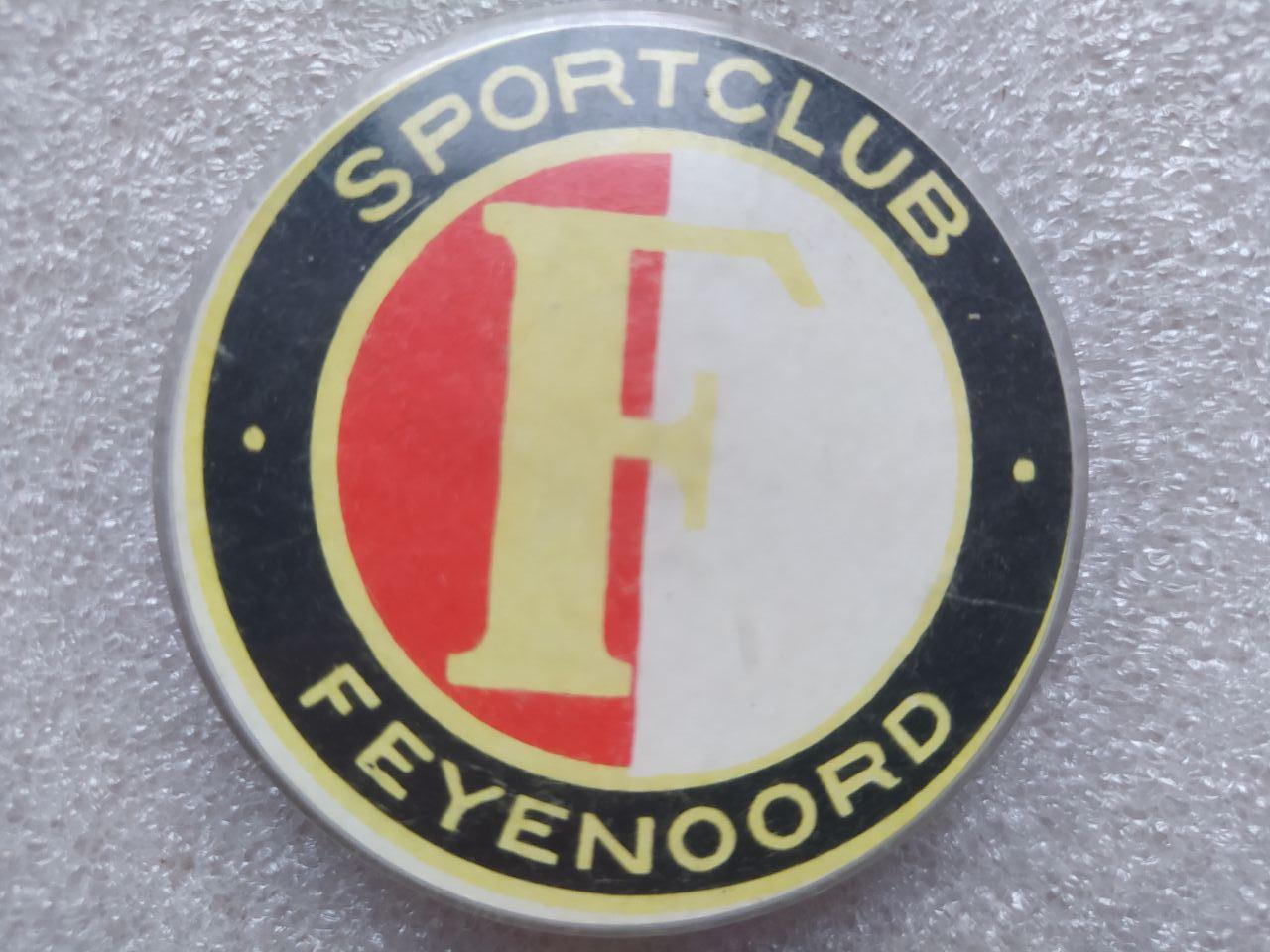 Футбольный клуб Фейенорд Голландия из серии союзный выпуск пластмасса