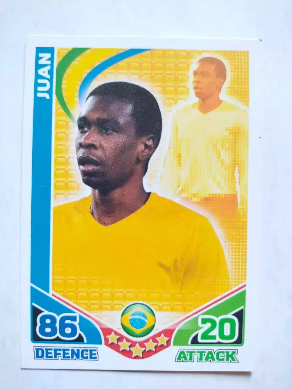 Карточка Topps Match Attax World Cup 2010 - Brazil Juan 25