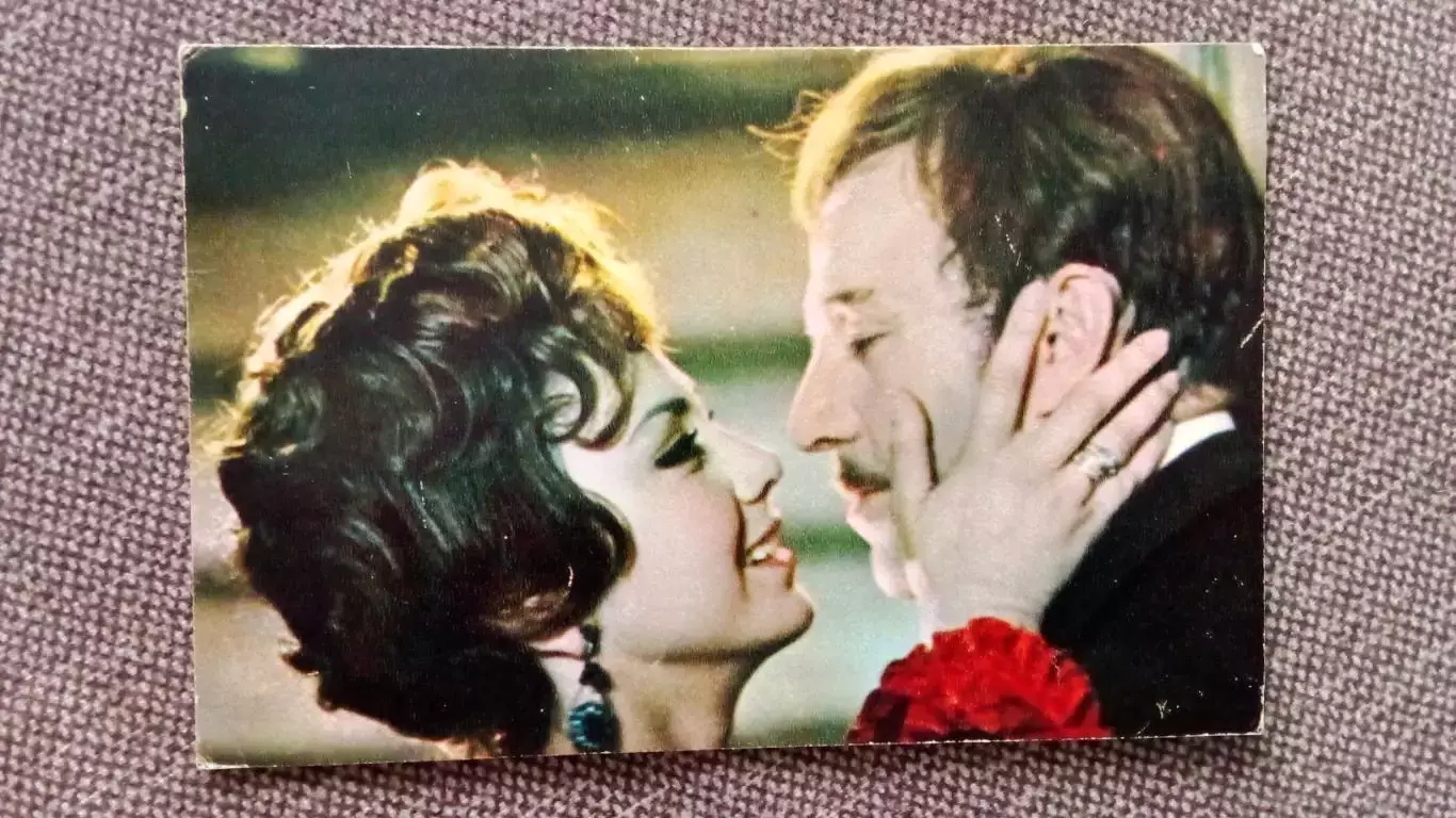 Актеры и актрисы кино и театра СССР : Л. Пырьева в фильме Братья Карамазовы