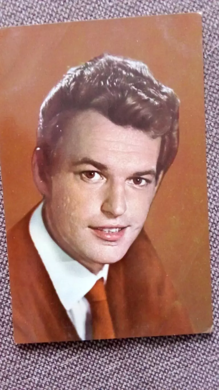 Актеры и актрисы кино и театра СССР : Регимантас Адомайтис 1968 г. Артисты СССР