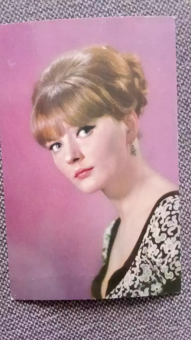 Артисты зарубежного кино и театра : Марианна Вертинская 1970 г. Артисты СССР