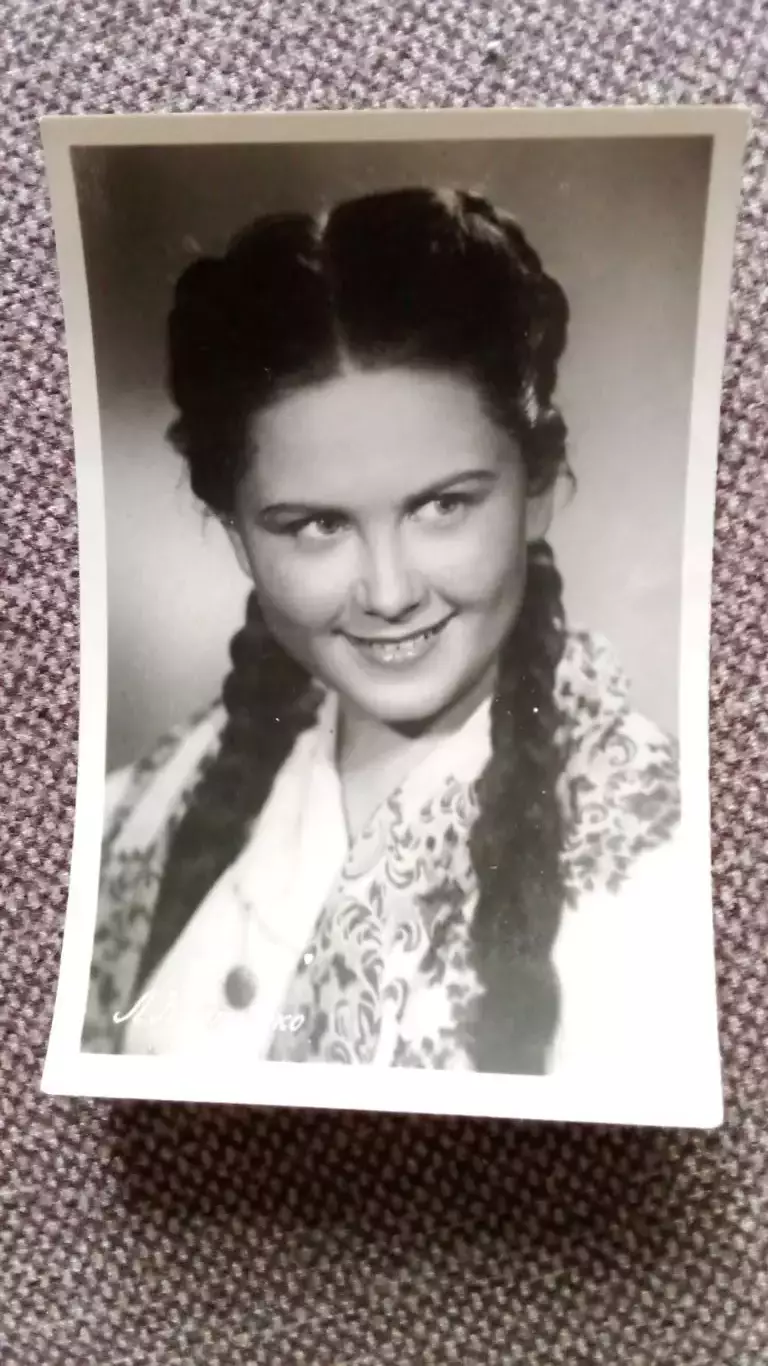 Актеры и актрисы кино и театра СССР : Людмила Костюрко (60 - е годы) Артисты