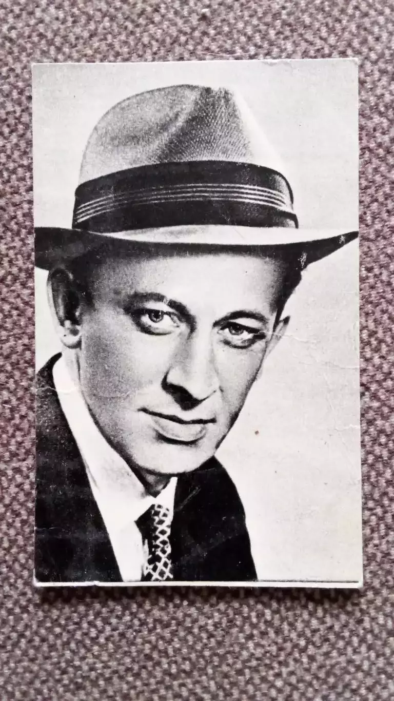 Актеры и актрисы кино и театра СССР : Евгений Евстигнеев 60 - е годы Артисты