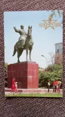 Карманный календарик : Киргизия г. Фрунзе Памятник Фрунзе 1988 г. Лошадь