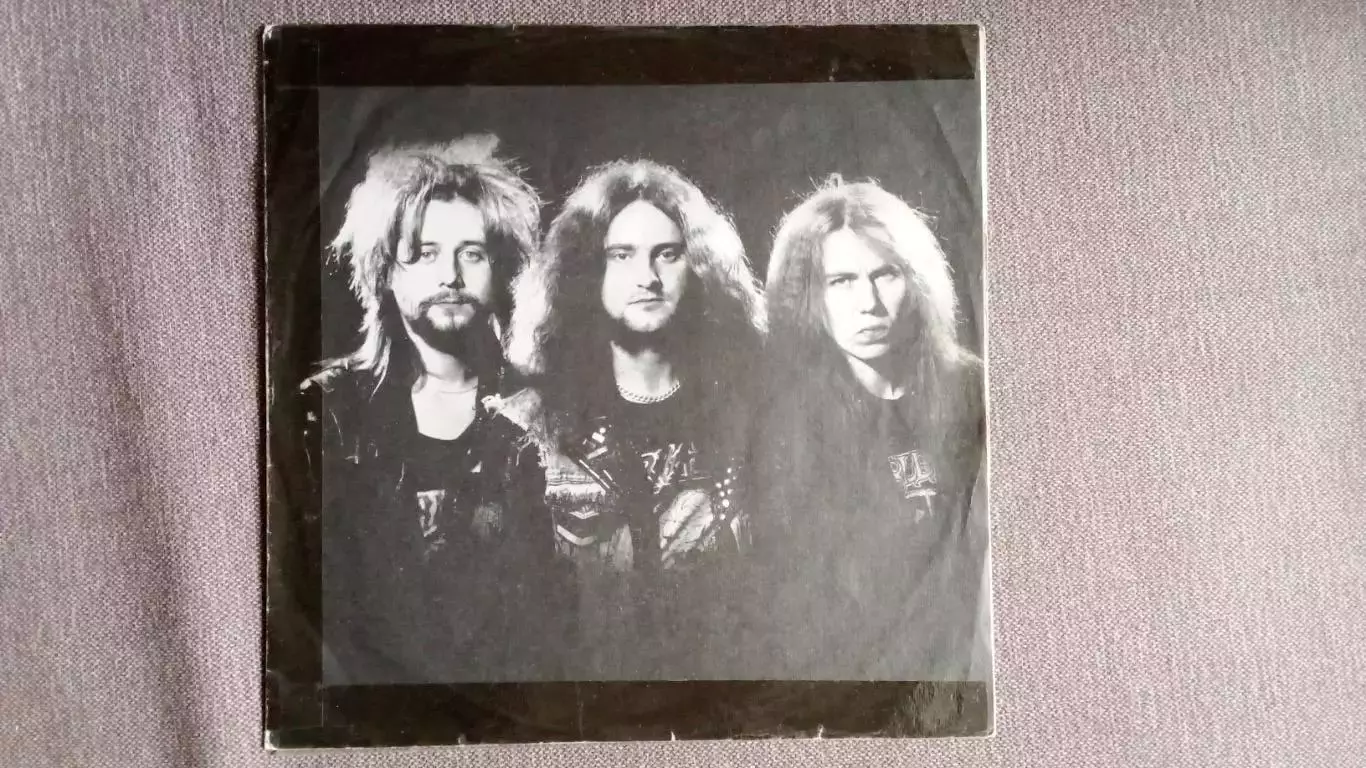 Рок - группа Крюгер - Рожденный мраком 1992 г. Death Trash Heavy Metal (NM) 4