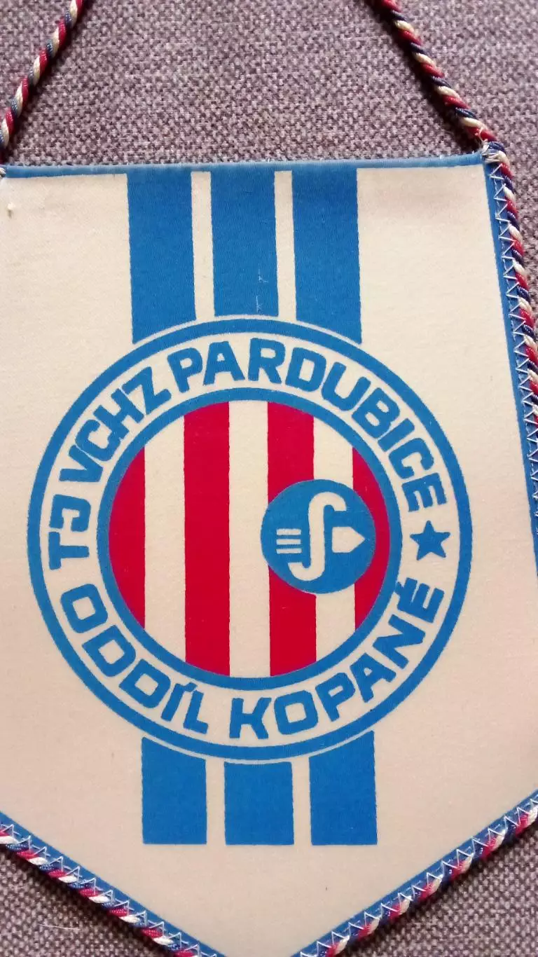 Вымпел Футбольный клуб TC VCHZ Pardubice (Чехословакия) Пардубице Футбол Спорт 1