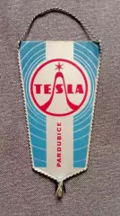 Вымпел Хоккейный клуб Tesla Pardubice Чехословакия (Хоккей Спорт)