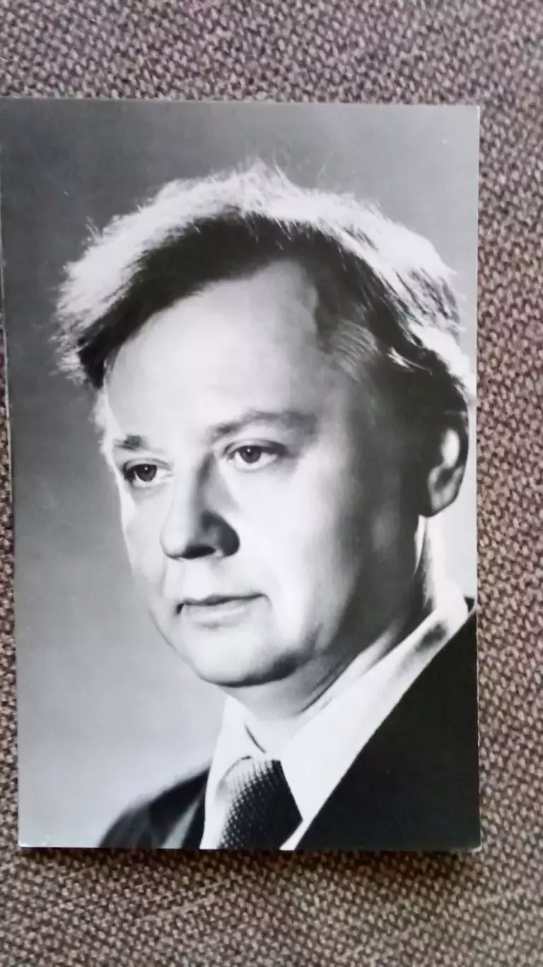 Актеры и актрисы кино и театра СССР : Олег Табаков 1983 г. Артисты СССР