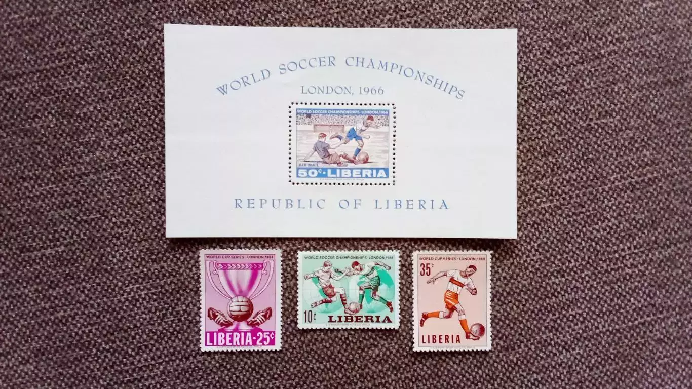 Либерия Чемпионат Мира в Англии 1966 полная серия с блоком MNH ** Футбол Спорт