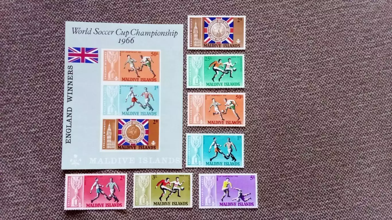 Мальдивские острова Чемпионат Мира в Англии 1966 полная серия MNH ** Футбол