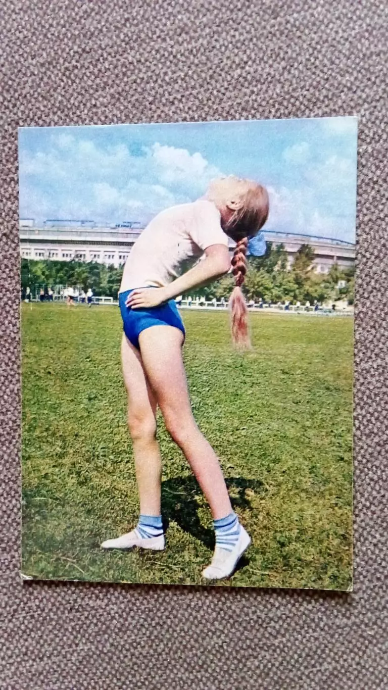 Гимнастика 1972 г. Спорт Гимнастка Физкультура (девочка ребенок)