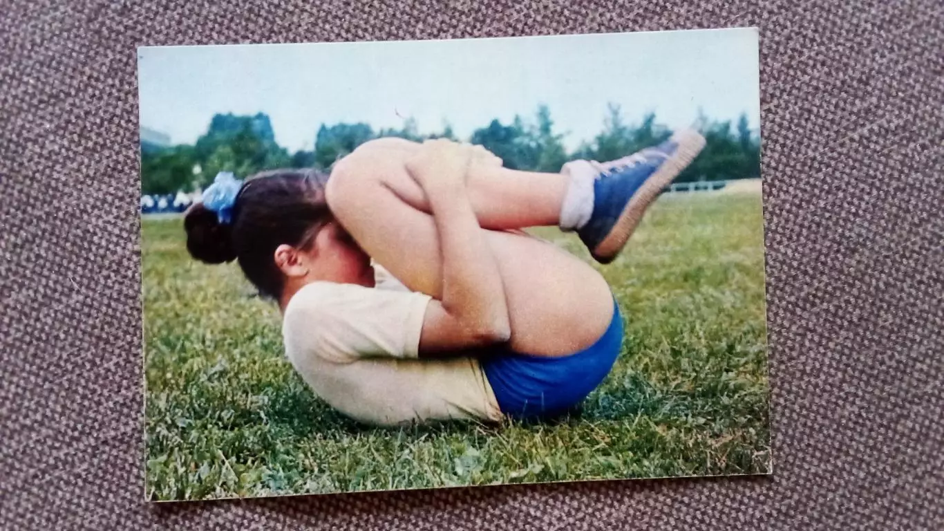 Гимнастика 1972 г. Спорт Гимнастка Физкультура (ребенок девочка)