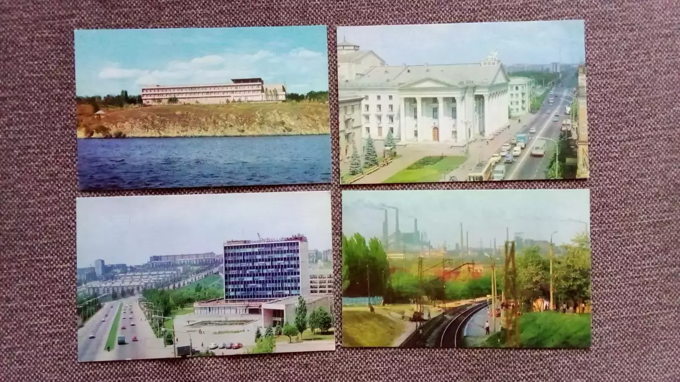 Города СССР : Запорожье (Украина) 1977 г. полный набор - 10 открыток (чистые) 3