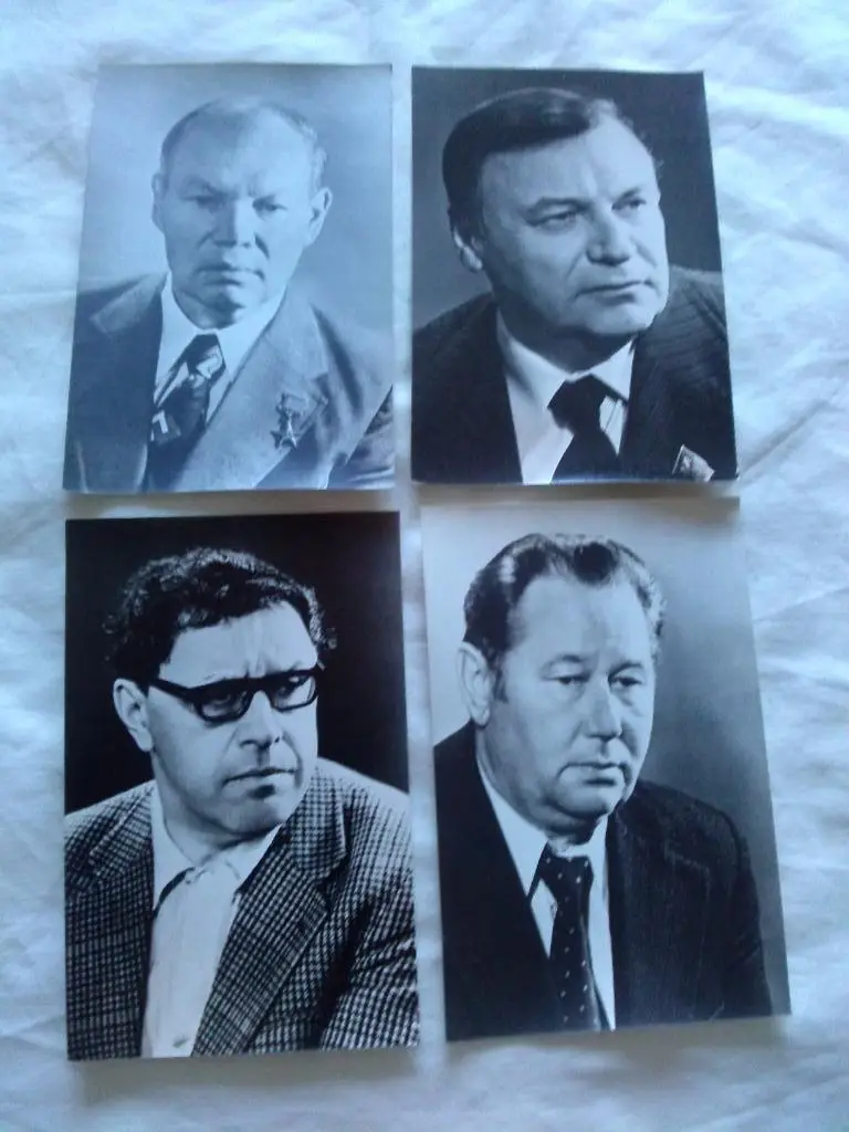 Советские писатели - прозаики 1981 г. полный набор - 10 открыток (чистые , идеал 3